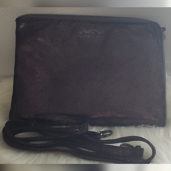 GUC JESSICA SIMPSON CROSSBODY OR WRISTLET - Picture 3 of 5